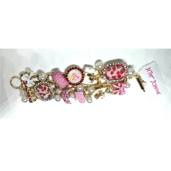 NWT ⚜️💖⚜️ Betsey Johnson Babycakes Cluster Bracelet - Picture 6 of 11